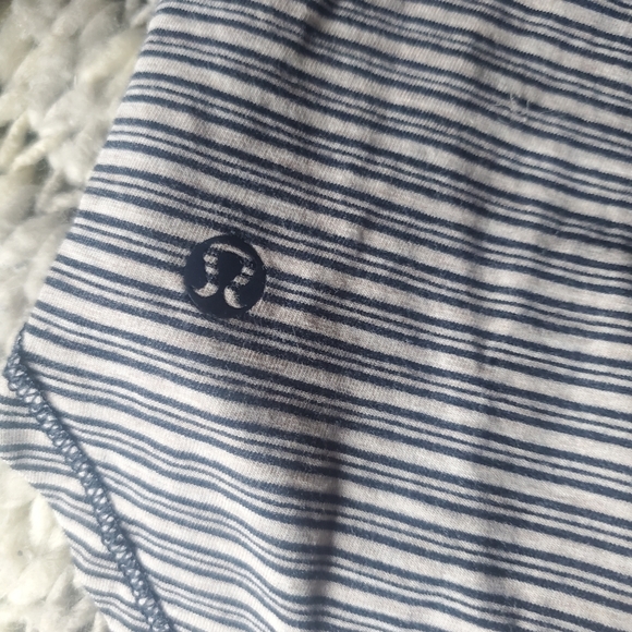 Lululemon Yogini 5 Year Long Sleeve Tee - Picture 3 of 3